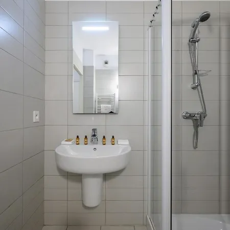 아파트 Le Coq Wagner - Garage -ac- Swimming Pool